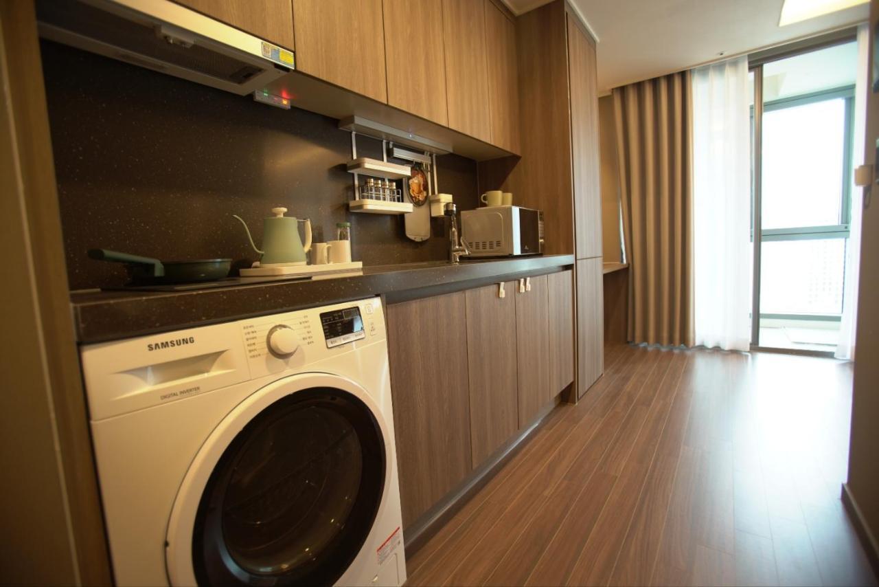 Sienna Ambassador Residence Пусан Екстериор снимка