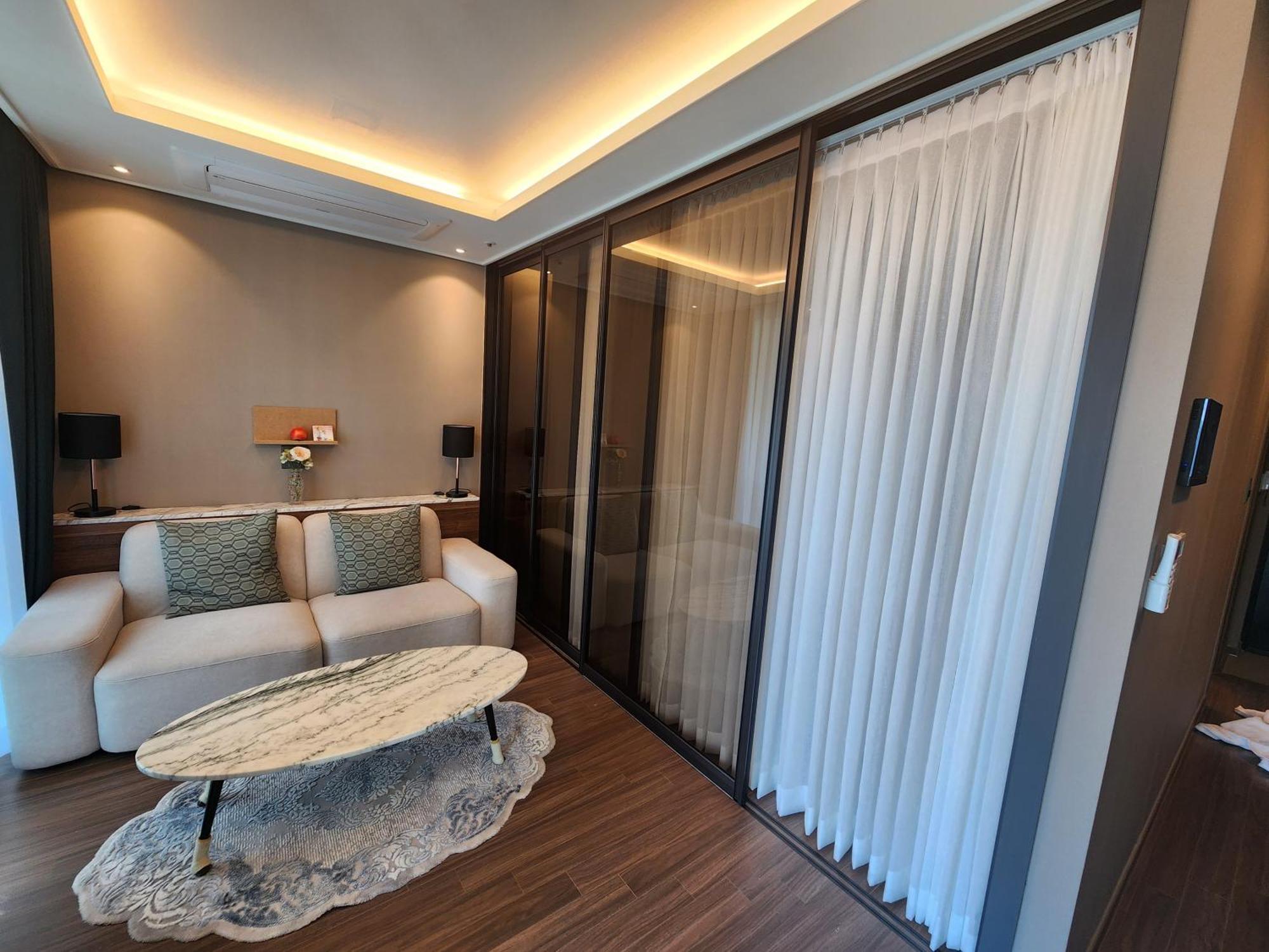 Sienna Ambassador Residence Пусан Екстериор снимка